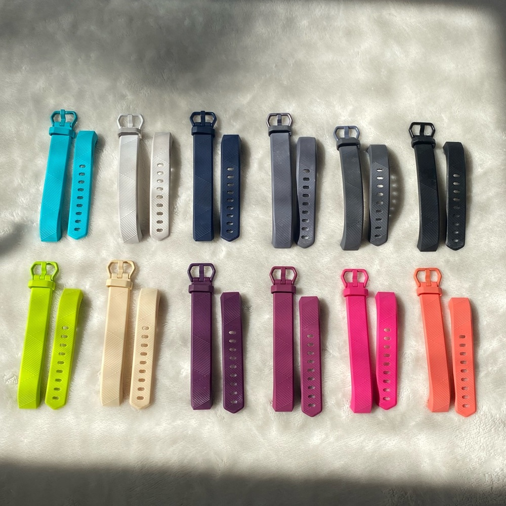 12 Fitbit Alta HR Bands